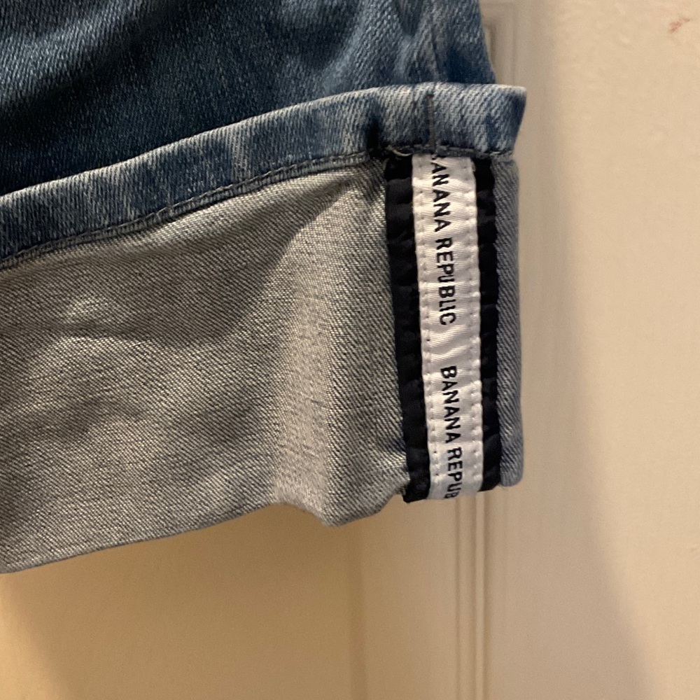Banana Republic Light Blue Cropped Jeans - Picture 3 of 4